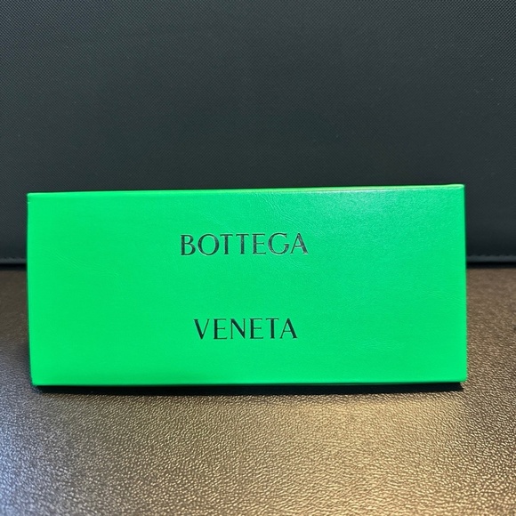 Bottega Veneta BV0238S 002 BRAND NEW in box main image 4